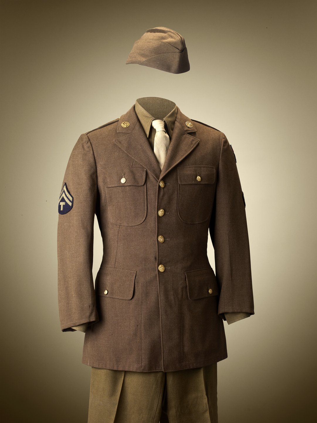 Двубортный китель. Американский китель. Двубортный белый пиджак вмф. Китель мужской. Китель с воротником стойкой.