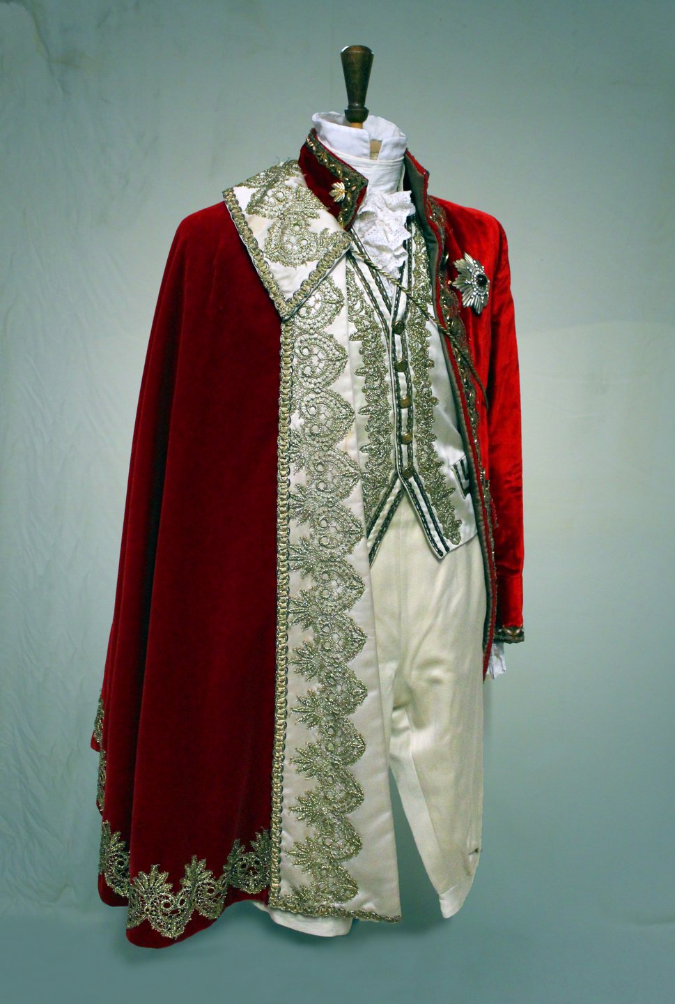 Tenue empire Clearance