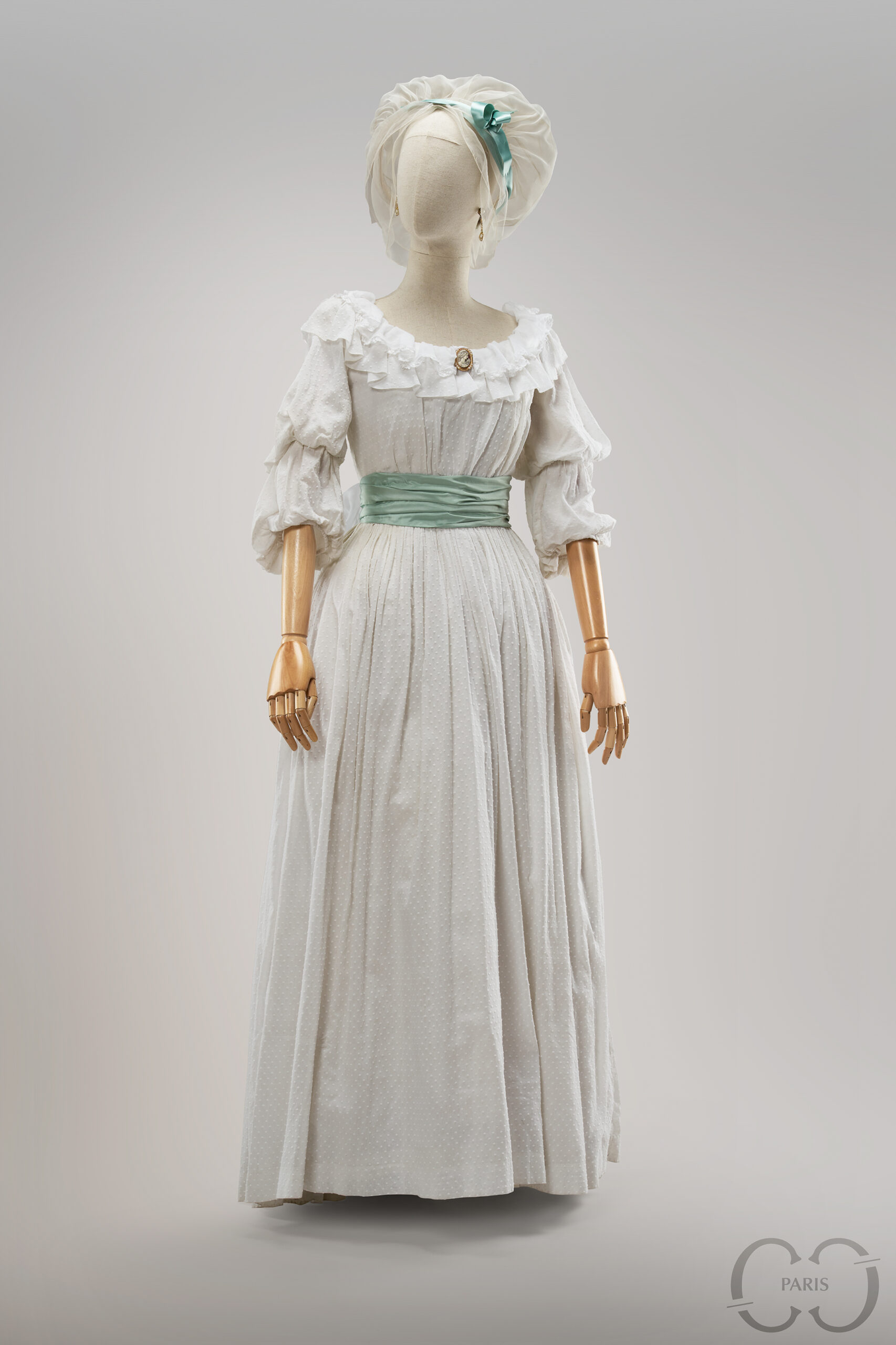Costume femme outlet 18ème siècle